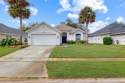 House in Kissimmee, Florida 3 bedrooms, 142.88 sq.m. № 2285534