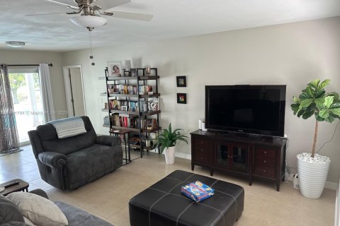 Villa ou maison à vendre à Plantation, Floride: 4 chambres, 176.51 m2 № 1967604 - photo 12