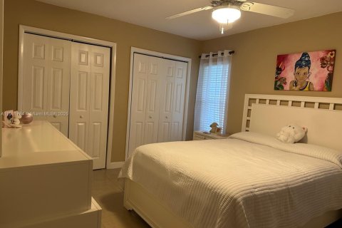 Villa ou maison à vendre à Plantation, Floride: 4 chambres, 176.51 m2 № 1967604 - photo 22