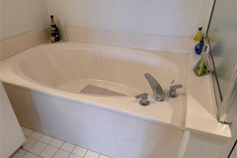 Condo in Boynton Beach, Florida, 3 bedrooms  № 2086982 - photo 12