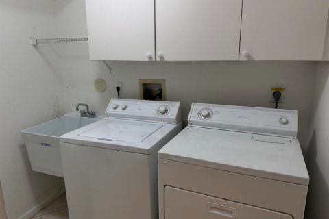 Condo in Boynton Beach, Florida, 3 bedrooms  № 2086982 - photo 16