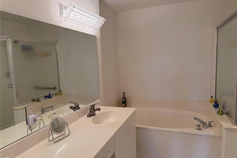 Condo in Boynton Beach, Florida, 3 bedrooms  № 2086982 - photo 11