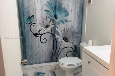 Copropriété à vendre à Miami, Floride: 2 chambres, 102.1 m2 № 1973989 - photo 15