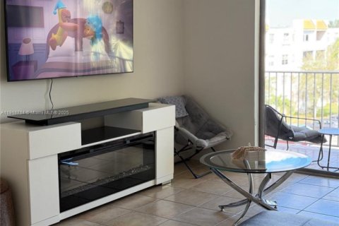 Copropriété à vendre à Miami, Floride: 2 chambres, 102.1 m2 № 1973989 - photo 4