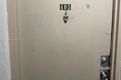 Copropriété à vendre à Miami, Floride: 2 chambres, 102.1 m2 № 1973989 - photo 23