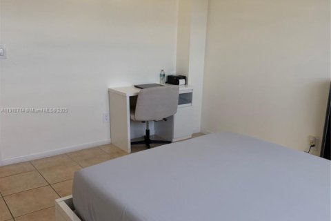 Copropriété à vendre à Miami, Floride: 2 chambres, 102.1 m2 № 1973989 - photo 13