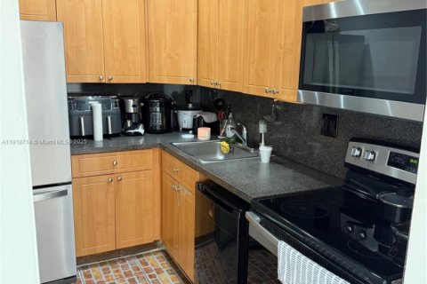 Copropriété à vendre à Miami, Floride: 2 chambres, 102.1 m2 № 1973989 - photo 11
