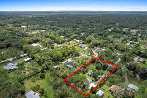 House in Jupiter, Florida 4 bedrooms, 285.3 sq.m. № 1096558 - photo 1