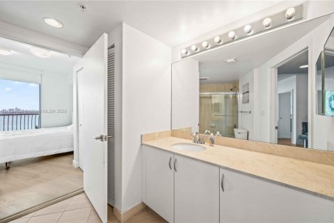Copropriété à louer à Miami, Floride: 2 chambres, 97.36 m2 № 1708495 - photo 26