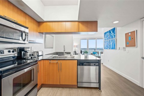 Copropriété à louer à Miami, Floride: 2 chambres, 97.36 m2 № 1708495 - photo 16