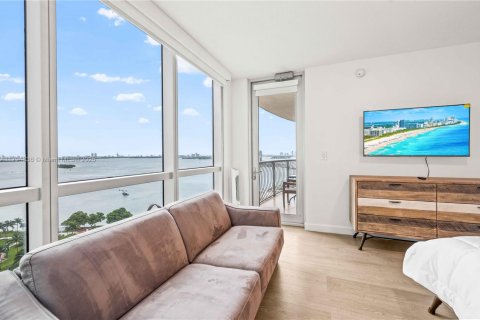 Copropriété à louer à Miami, Floride: 2 chambres, 97.36 m2 № 1708495 - photo 19
