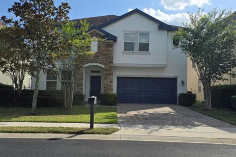 House in Davenport, Florida 5 bedrooms, 318.65 sq.m. № 1775595 - photo 2
