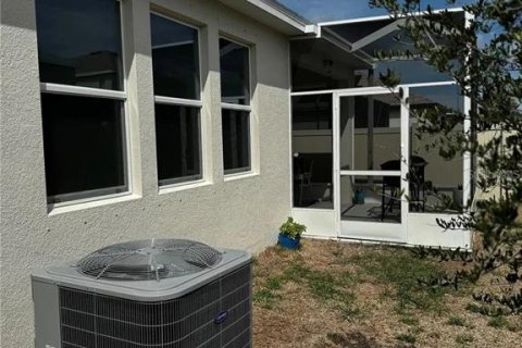 Villa ou maison à vendre à Tarpon Springs, Floride: 3 chambres, 161.84 m2 № 1716914 - photo 5