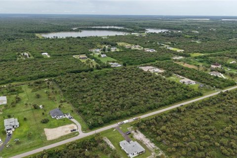 Terreno en venta en Naples, Florida № 2221232 - foto 13