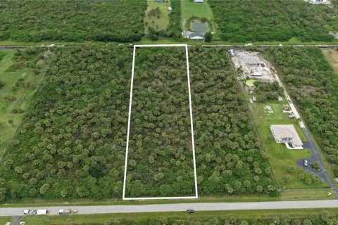 Terreno en venta en Naples, Florida № 2221232 - foto 2