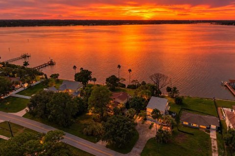 Villa ou maison à vendre à Oldsmar, Floride: 3 chambres, 227.98 m2 № 2415005 - photo 5