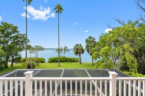Villa ou maison à vendre à Oldsmar, Floride: 3 chambres, 227.98 m2 № 2415005 - photo 2