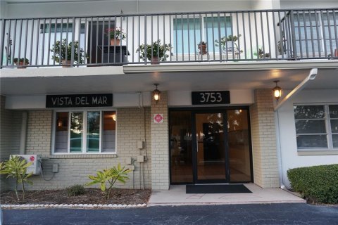 Copropriété à louer à Saint Petersburg, Floride: 2 chambres, 81.29 m2 № 2095313 - photo 24