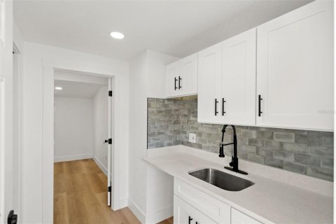 Appartement à louer à Tampa, Floride: 1 chambre, 22.3 m2 № 2166404 - photo 2