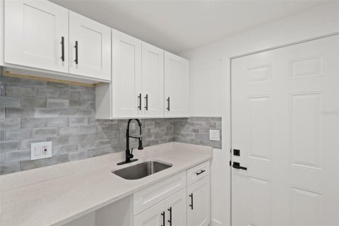 Appartement à louer à Tampa, Floride: 1 chambre, 22.3 m2 № 2166404 - photo 3