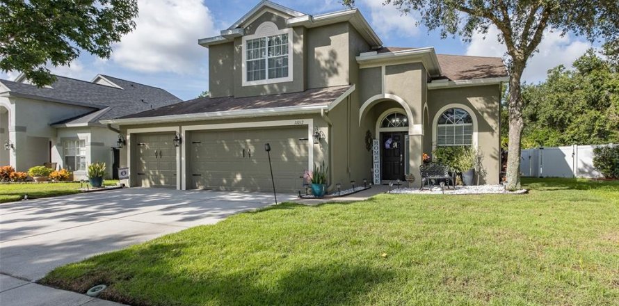 Casa en New Port Richey, Florida 5 dormitorios, 244.8 m2 № 1841786