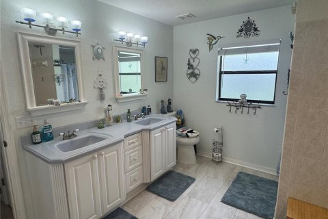 House in Spring Hill, Florida 3 bedrooms, 214.98 sq.m. № 2111851 - photo 22