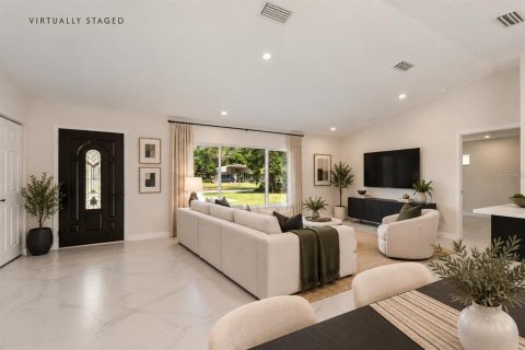 Villa ou maison à louer à Avon Park, Floride: 3 chambres, 139.35 m2 № 2349663 - photo 5
