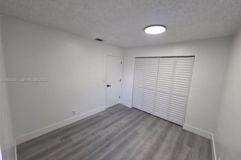 Купить виллу или дом в Санрайз, Флорида 3 спальни, 158.03м2, № 1966753 - фото 16