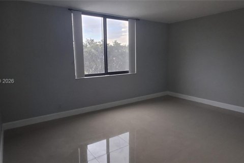 Apartment in Hollywood, Florida 1 bedroom, 77.11 sq.m. № 2282473 - photo 4
