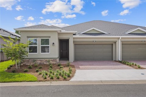 Duplex in Ocala, Florida 2 bedrooms, 158.49 sq.m. № 1899971 - photo 1