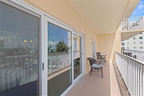Copropriété à vendre à Madeira Beach, Floride: 2 chambres, 98.01 m2 № 1751471 - photo 25