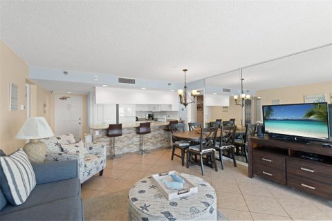 Copropriété à vendre à Madeira Beach, Floride: 2 chambres, 98.01 m2 № 1751471 - photo 7
