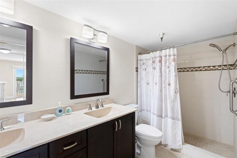 Copropriété à vendre à Madeira Beach, Floride: 2 chambres, 98.01 m2 № 1751471 - photo 21