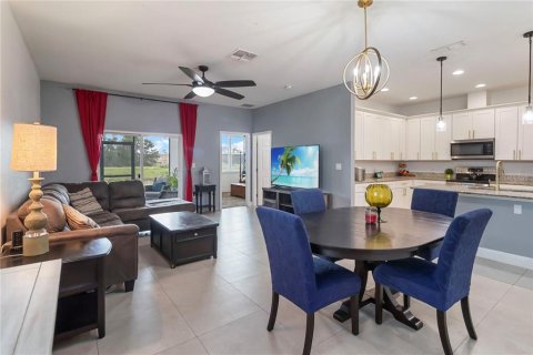 Touwnhouse à vendre à Kissimmee, Floride: 5 chambres, 201.78 m2 № 1838862 - photo 15