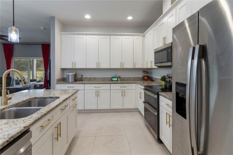 Touwnhouse à vendre à Kissimmee, Floride: 5 chambres, 201.78 m2 № 1838862 - photo 5