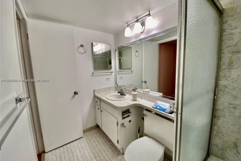 Снять в аренду кондоминиум в Пемброк-Пайнс, Флорида 2 спальни, 108.7м2, № 2037203 - фото 23