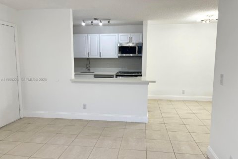 Снять в аренду кондоминиум в Плантация, Флорида 2 спальни, 86.03м2, № 2029342 - фото 23