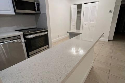 Снять в аренду кондоминиум в Плантация, Флорида 2 спальни, 86.03м2, № 2029342 - фото 11