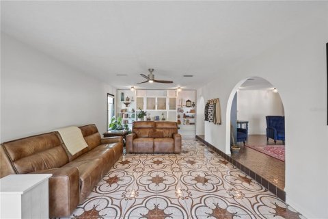 Villa ou maison à vendre à Temple Terrace, Floride: 3 chambres, 276.94 m2 № 1919793 - photo 15