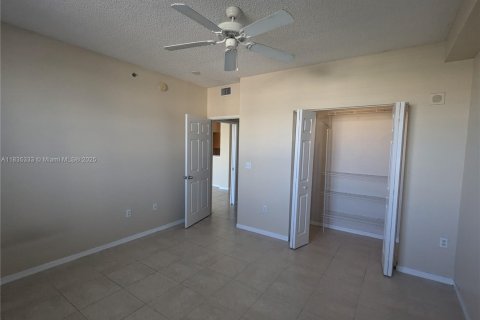 Condo in West Palm Beach, Florida, 1 bedroom  № 1818269 - photo 11