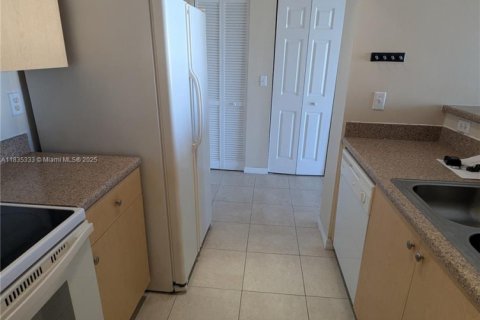 Condo in West Palm Beach, Florida, 1 bedroom  № 1818269 - photo 7