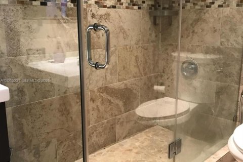Copropriété à louer à Sunny Isles Beach, Floride: 2 chambres, 91.79 m2 № 2268230 - photo 14