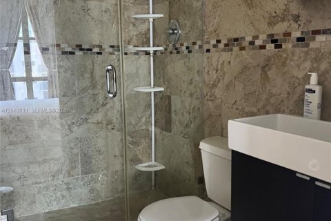 Copropriété à louer à Sunny Isles Beach, Floride: 2 chambres, 91.79 m2 № 2268230 - photo 15