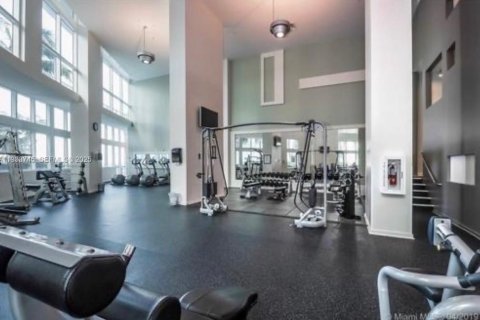 Condo in Miami, Florida  № 1992036 - photo 8