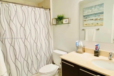 Condo in Miami, Florida  № 1992036 - photo 28