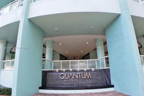 Condo in Miami, Florida  № 1992036 - photo 3