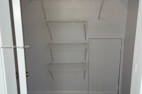 Copropriété à vendre à Pembroke Pines, Floride: 1 chambre, 83.61 m2 № 2256129 - photo 2