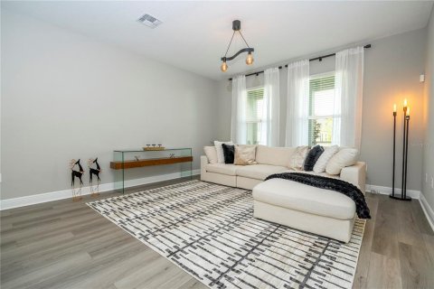 House in Winter Garden, Florida 4 bedrooms, 193.42 sq.m. № 1759991 - photo 24