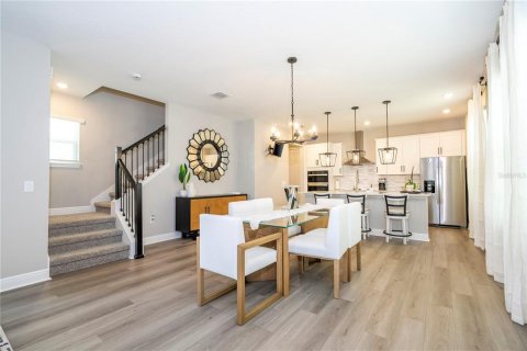 House in Winter Garden, Florida 4 bedrooms, 193.42 sq.m. № 1759991 - photo 28