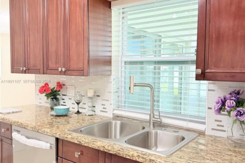 Casa en venta en Plantation, Florida, 2 dormitorios, 144.46 m2 № 2057462 - foto 14